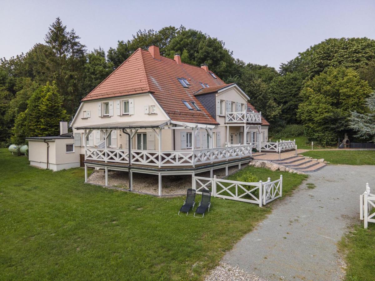 베르겐 아우프 뤼겐 Ruhig Und Idyllische Lage, Strandnah, Gratis Nutzung Vom Ahoi Erlebnisbad Und Sauna In Sellin - Gutshaus Silvitz Fewo 02 아파트 외부 사진